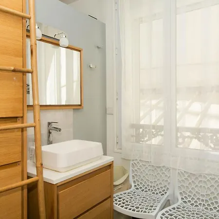 Bnbnook - Cozy 1br Near Marais And Montorgueil Apartment *