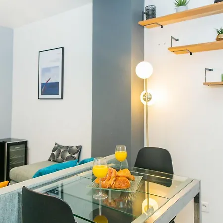 Bnbnook - Cozy 1br Near Marais And Montorgueil Apartment *